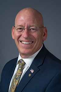 photograph of Lee Bentley